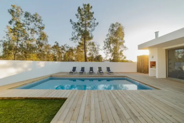 Wood and Composite Decks Pool Decks